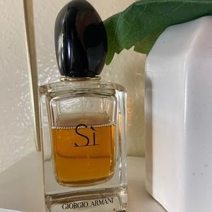 Giorgio Armani Si